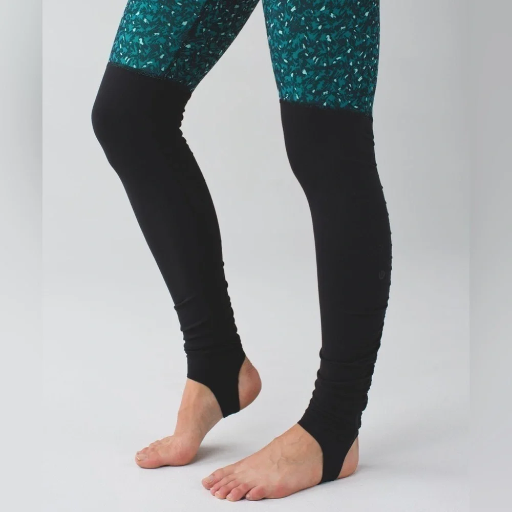 lululemon | Women's Wunder Under Stirrup Leggings Size 6 Black Teal